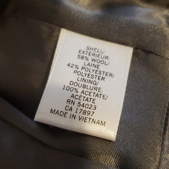 Banana Republic wool blazer 4 petite - Picture 5 of 6